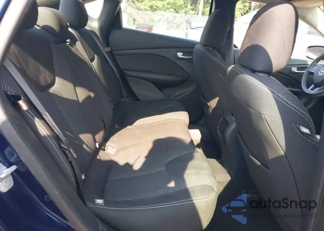 2015 Dodge Dart Sxt z USA, uszkodzony, nr VIN 1C3CDFBB4FD362938